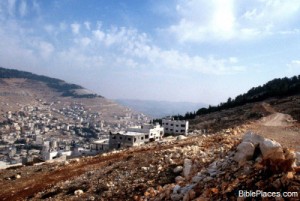 Mt_Gerizim_view_looking_e_with_Mt_Ebal_on_left,_78-13tb